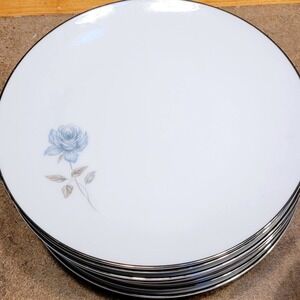 Noritake Simone 6407 Japan Blue Rose Silver Set of Four Salad Lunch Plates